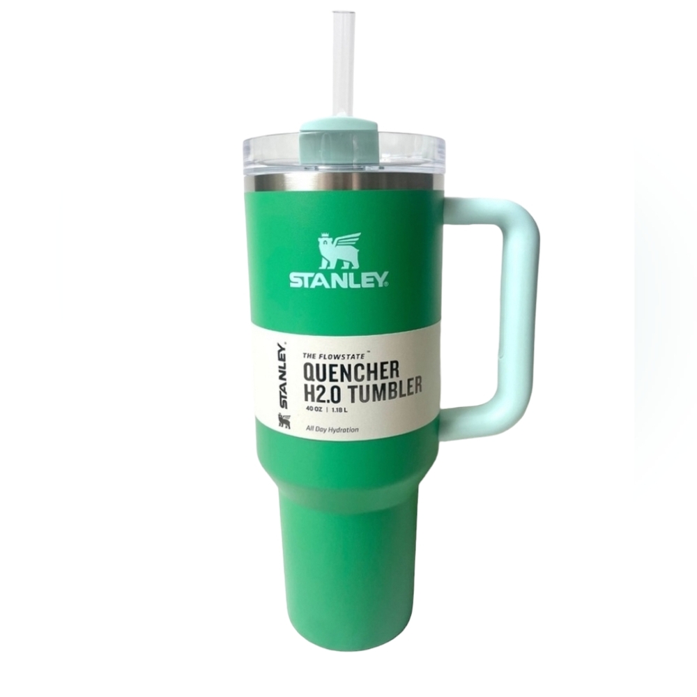 STANLEY 40 Oz Stainless Steel H2.0 Flowstate Quencher Meadow
